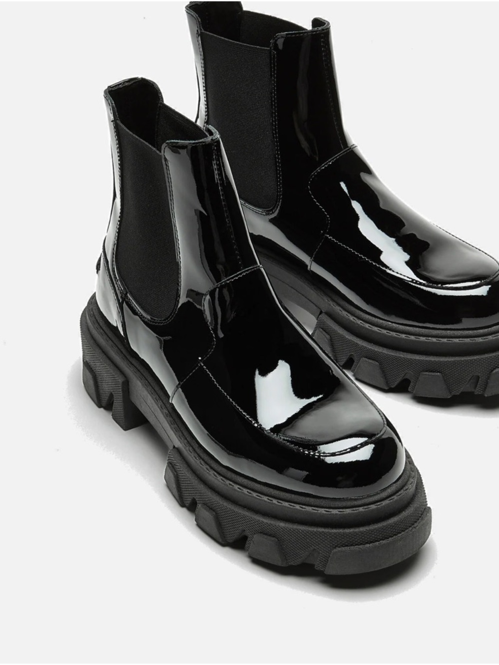 SISTER X SOEUR • Pheby Boot in Black Patent Leather